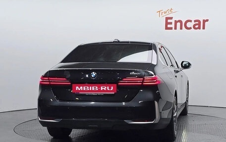 BMW 5 серия, 2025 год, 5 150 000 рублей, 2 фотография