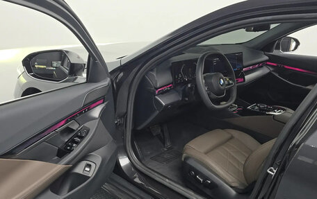 BMW 5 серия, 2025 год, 5 150 000 рублей, 8 фотография
