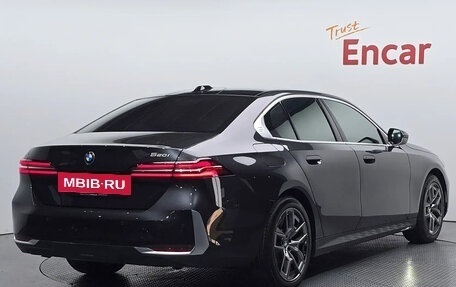 BMW 5 серия, 2025 год, 5 150 000 рублей, 3 фотография