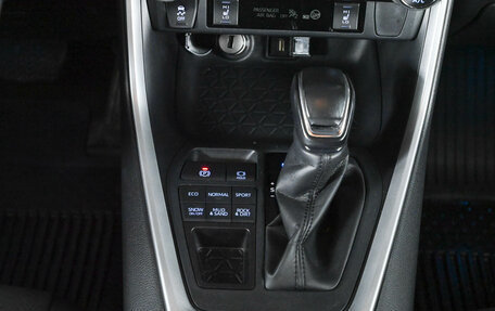 Toyota RAV4, 2022 год, 4 100 000 рублей, 16 фотография