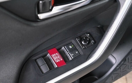 Toyota RAV4, 2022 год, 4 100 000 рублей, 17 фотография