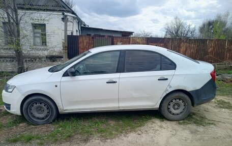 Skoda Rapid I, 2014 год, 530 000 рублей, 3 фотография