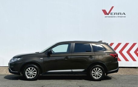 Mitsubishi Outlander III рестайлинг 3, 2020 год, 2 020 000 рублей, 2 фотография