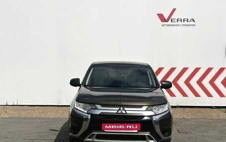 Mitsubishi Outlander III рестайлинг 3, 2020 год, 2 020 000 рублей, 4 фотография