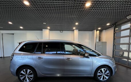 Citroen C4 Picasso II рестайлинг, 2017 год, 1 420 000 рублей, 2 фотография