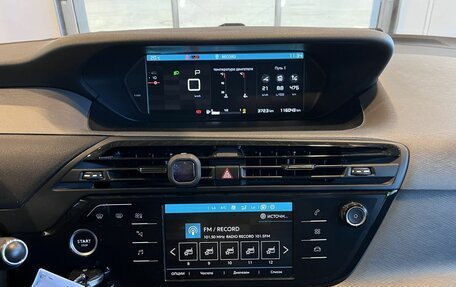 Citroen C4 Picasso II рестайлинг, 2017 год, 1 420 000 рублей, 13 фотография