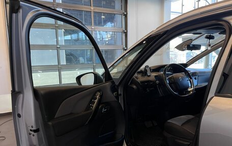 Citroen C4 Picasso II рестайлинг, 2017 год, 1 420 000 рублей, 18 фотография