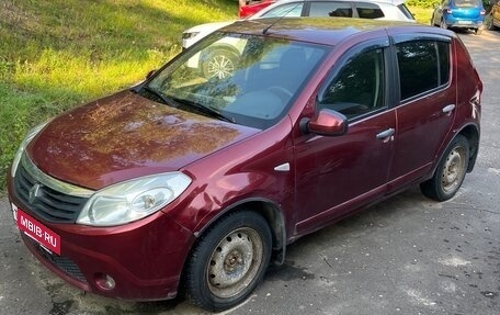 Renault Sandero I, 2011 год, 310 000 рублей, 2 фотография