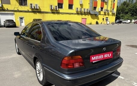 BMW 5 серия, 1999 год, 550 000 рублей, 3 фотография