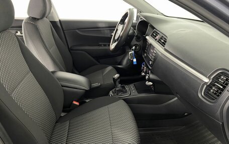KIA Rio IV, 2018 год, 1 390 000 рублей, 13 фотография