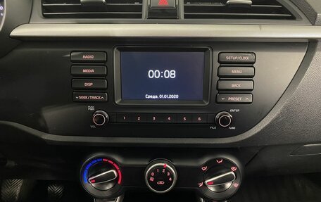 KIA Rio IV, 2018 год, 1 390 000 рублей, 18 фотография