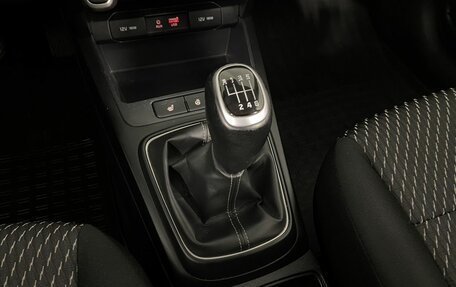 KIA Rio IV, 2018 год, 1 390 000 рублей, 17 фотография