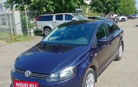 Volkswagen Polo VI (EU Market), 2012 год, 1 030 000 рублей, 2 фотография
