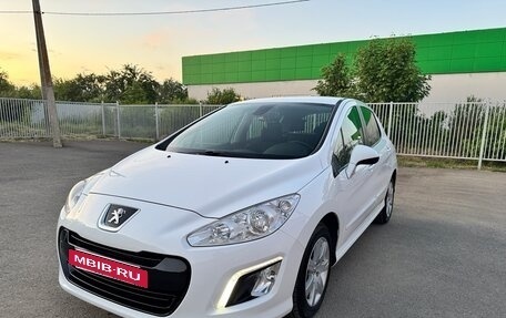 Peugeot 308 II, 2013 год, 670 000 рублей, 2 фотография