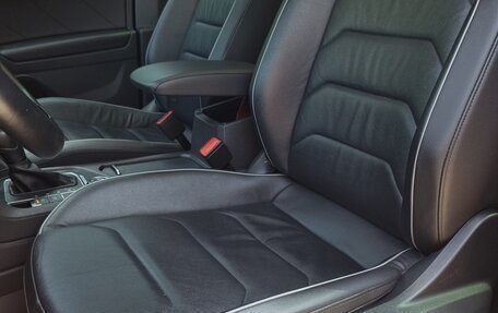 Volkswagen Tiguan II, 2019 год, 3 200 000 рублей, 10 фотография