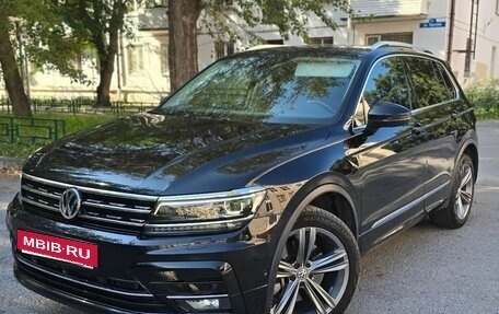 Volkswagen Tiguan II, 2019 год, 3 200 000 рублей, 2 фотография