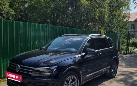 Volkswagen Tiguan II, 2019 год, 3 200 000 рублей, 12 фотография