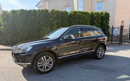 Volkswagen Touareg III, 2017 год, 3 200 000 рублей, 2 фотография