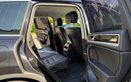 Volkswagen Touareg III, 2017 год, 3 200 000 рублей, 13 фотография