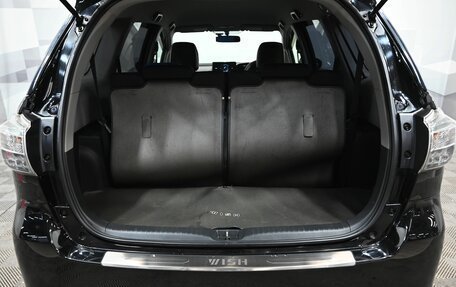 Toyota Wish II, 2012 год, 1 680 000 рублей, 6 фотография