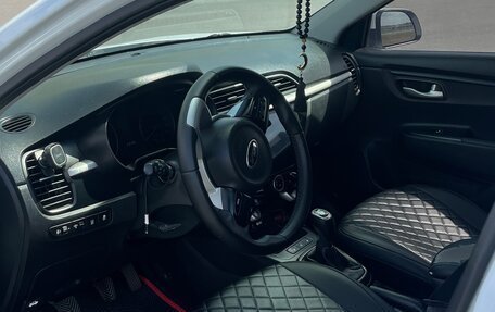KIA Rio IV, 2018 год, 950 000 рублей, 7 фотография