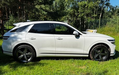 Genesis GV70, 2021 год, 5 800 000 рублей, 4 фотография