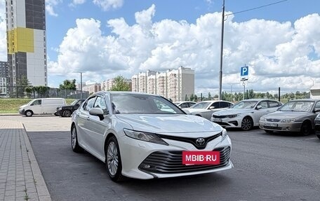Toyota Camry, 2018 год, 2 580 000 рублей, 9 фотография