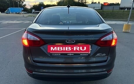 Ford Fiesta, 2018 год, 900 000 рублей, 6 фотография