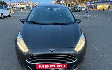 Ford Fiesta, 2018 год, 900 000 рублей, 10 фотография