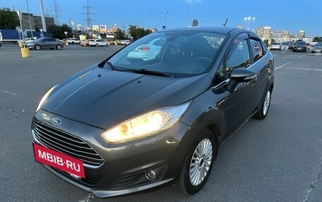 Ford Fiesta, 2018 год, 900 000 рублей, 14 фотография