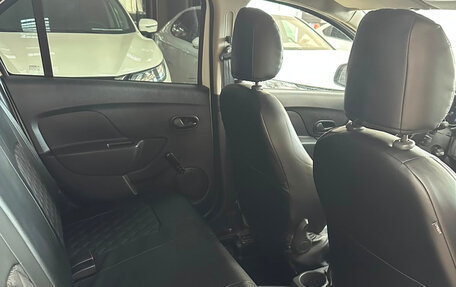 Renault Logan II, 2018 год, 530 000 рублей, 4 фотография