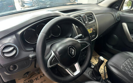 Renault Logan II, 2018 год, 530 000 рублей, 11 фотография
