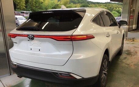 Toyota Harrier, 2023 год, 4 490 000 рублей, 4 фотография
