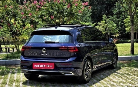 Volkswagen Golf VIII, 2024 год, 2 600 000 рублей, 2 фотография