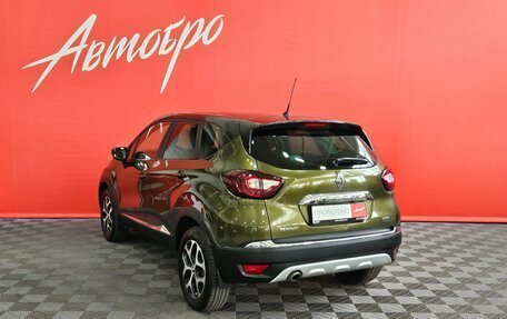 Renault Kaptur I рестайлинг, 2017 год, 1 549 000 рублей, 3 фотография