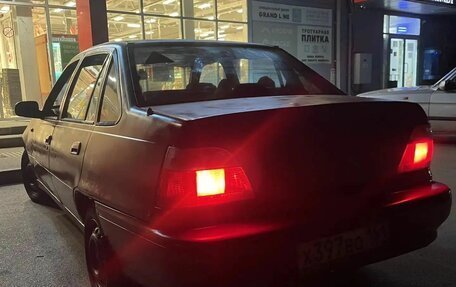 Daewoo Nexia I рестайлинг, 1998 год, 170 000 рублей, 2 фотография