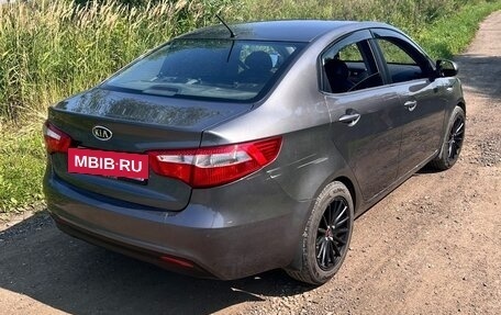 KIA Rio III рестайлинг, 2011 год, 750 000 рублей, 3 фотография