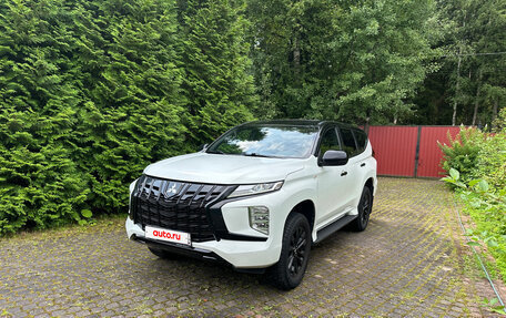 Mitsubishi Montero Sport, 2022 год, 3 850 000 рублей, 2 фотография