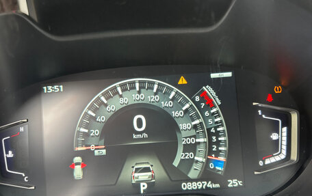 Mitsubishi Montero Sport, 2022 год, 3 850 000 рублей, 13 фотография