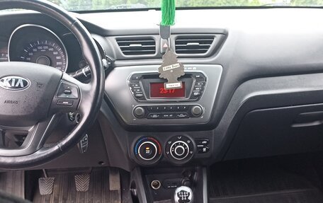 KIA Rio III рестайлинг, 2014 год, 695 000 рублей, 8 фотография