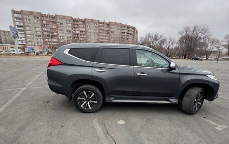 Mitsubishi Pajero Sport III рестайлинг, 2019 год, 2 250 000 рублей, 5 фотография