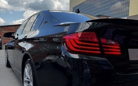 BMW 5 серия, 2016 год, 2 050 000 рублей, 2 фотография