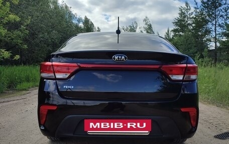 KIA Rio IV, 2017 год, 1 100 000 рублей, 7 фотография