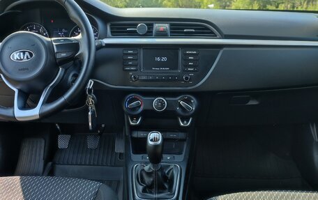 KIA Rio IV, 2017 год, 1 100 000 рублей, 23 фотография