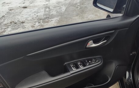 KIA Rio IV, 2017 год, 1 100 000 рублей, 18 фотография