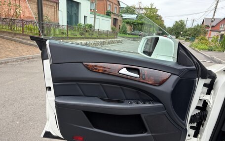 Mercedes-Benz CLS, 2015 год, 2 400 000 рублей, 8 фотография
