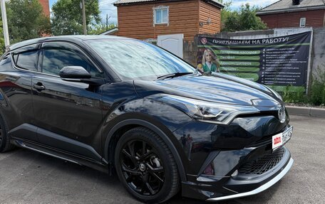 Toyota C-HR I рестайлинг, 2019 год, 1 999 999 рублей, 7 фотография
