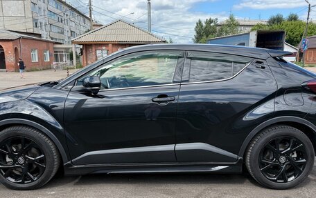 Toyota C-HR I рестайлинг, 2019 год, 1 999 999 рублей, 2 фотография