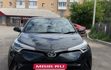 Toyota C-HR I рестайлинг, 2019 год, 1 999 999 рублей, 5 фотография