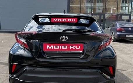 Toyota C-HR I рестайлинг, 2019 год, 1 999 999 рублей, 9 фотография